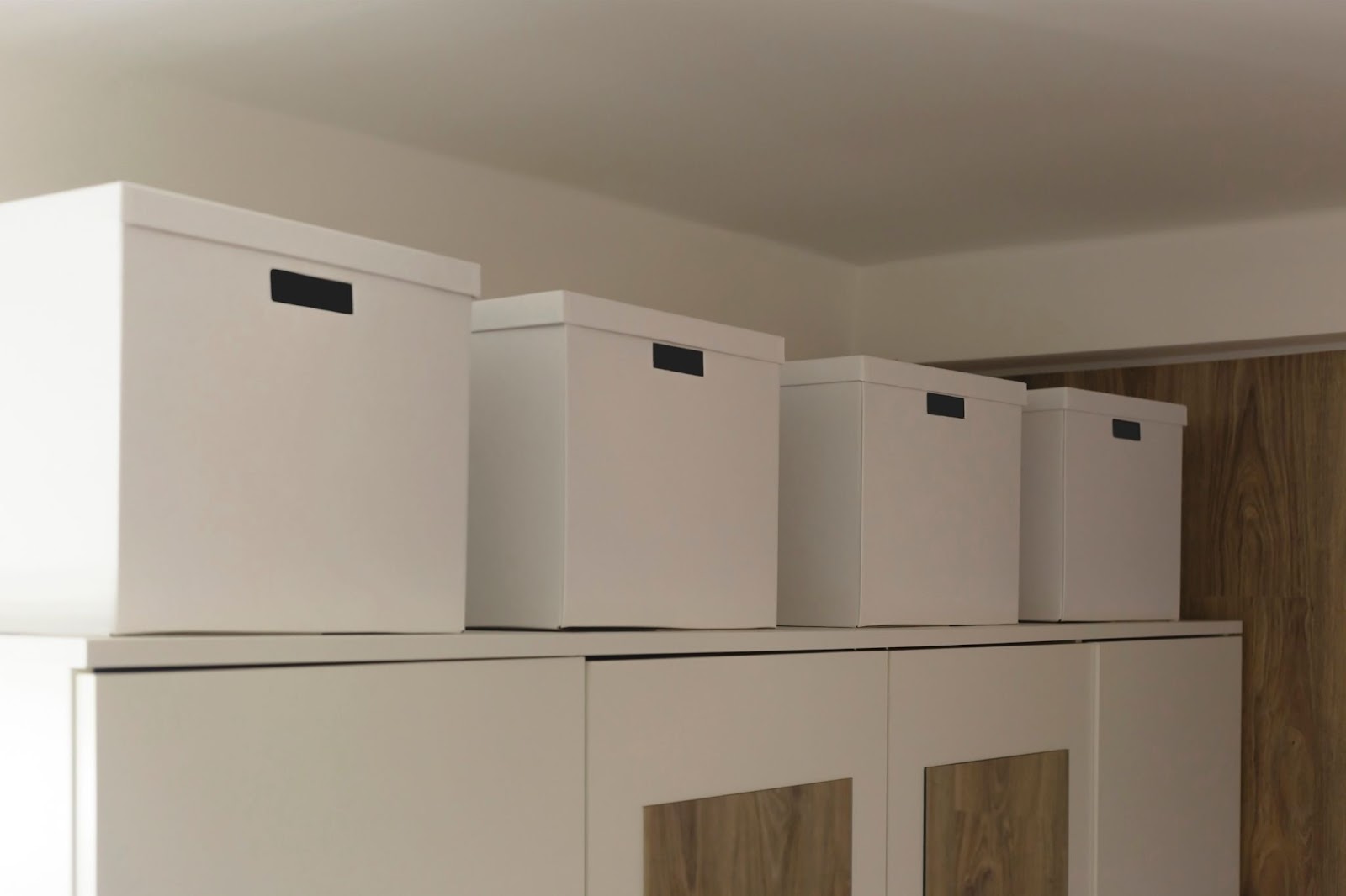 caixas-brancas-de-organização-minimalismo